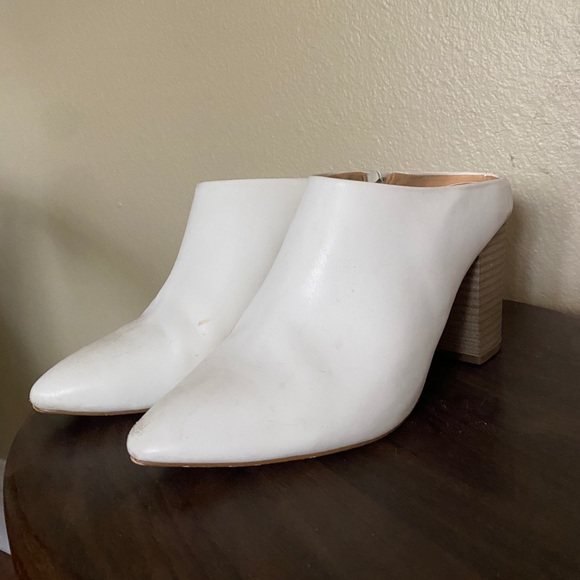 Express Shoes - Express White Mules
